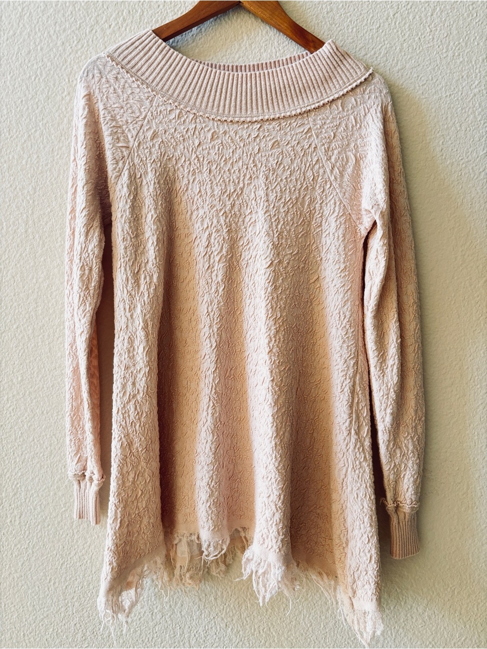 Free People Broken Glass Tunic Sweater Size S - Picture 2 of 5